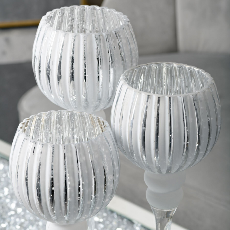 Set of 3 Ribbed Goblets With White Matte Finish