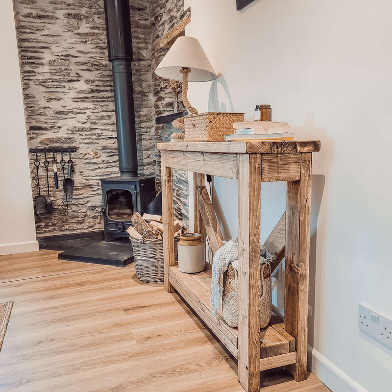 Cera Console Table With V Back