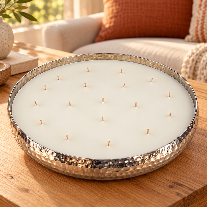 40cm Silver Hammered Scented Candle – Apple & Cinnamon