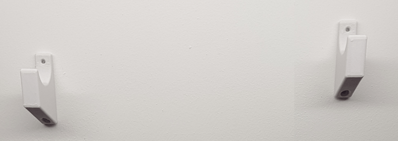 Wall Brackets To Mount A Rifle Horizontally Onto The Wall (2 Pcs)
