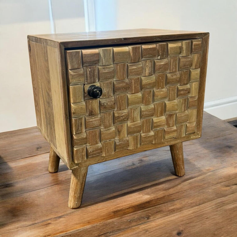 47CM WOODEN BEDSIDE CABINET