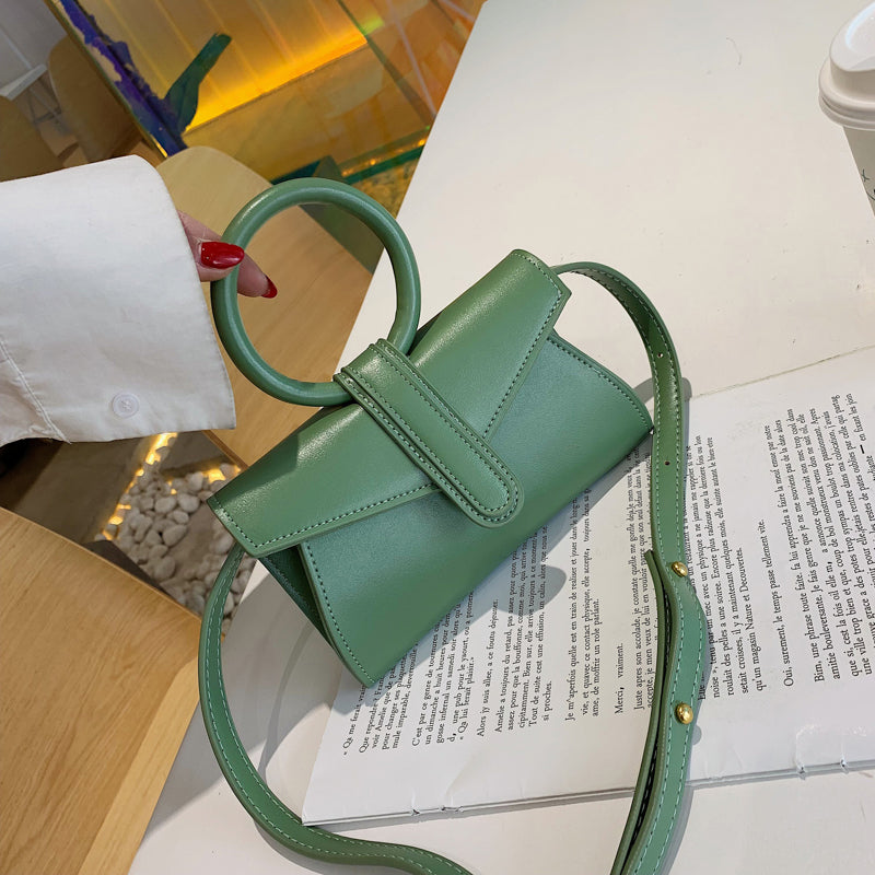 Clothes pearl handbag
