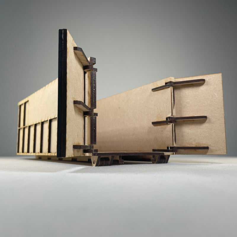 Roll-on / Roll-off Skip (RORO) - Flatpack Model Kit