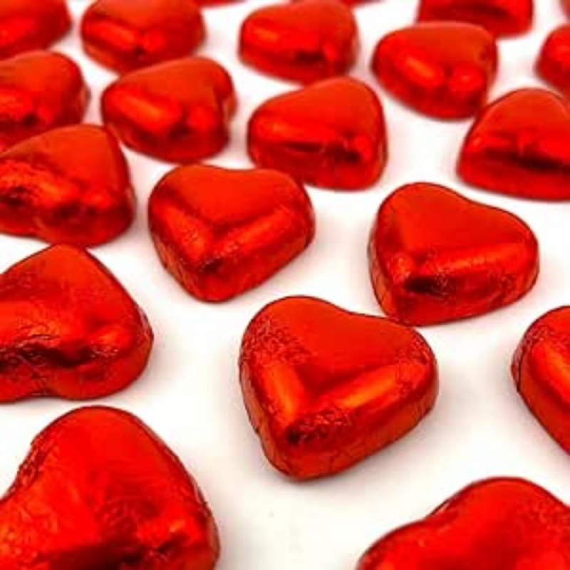 Small 40th Birthday Gold Balloons Gift Hamper | Cubic Zirconia Charm Necklace, Chocolates & Candle