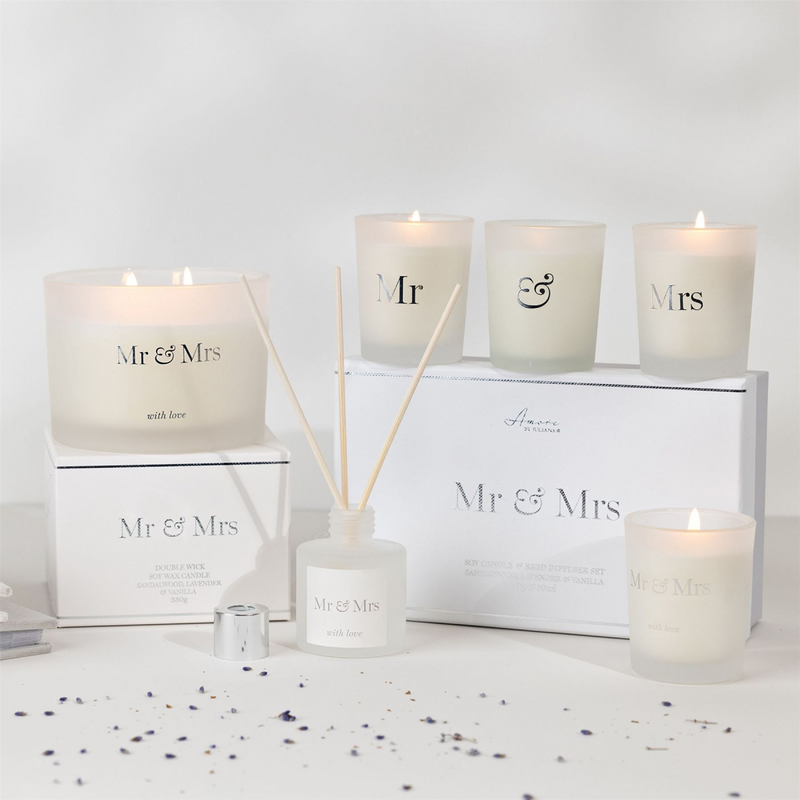 Amore 330g Double Wick Candle "Mr & Mrs"