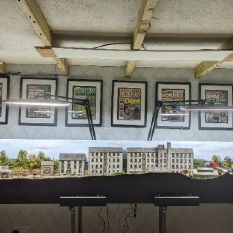 Native Lighting Onyx Black Task Lamp