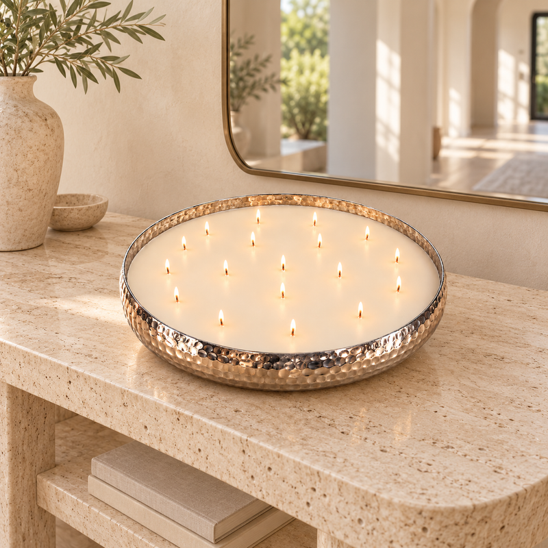 40cm Silver Hammered Scented Candle – Apple & Cinnamon