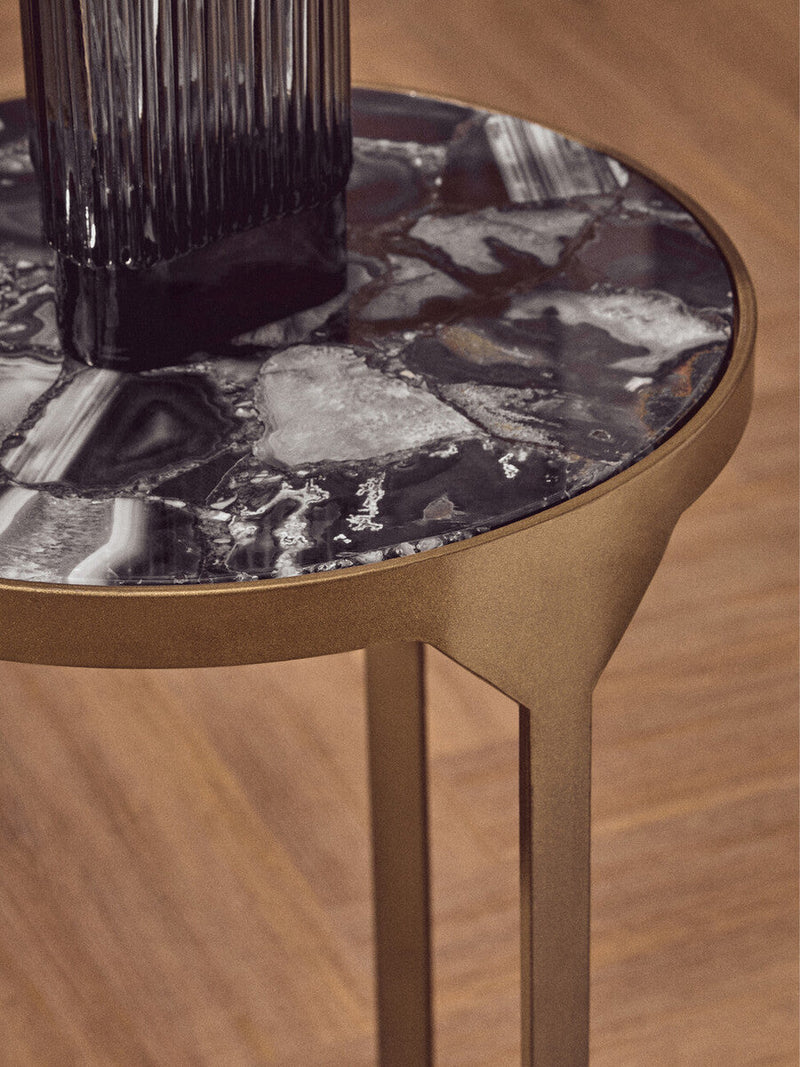 Round Polished Blue Agate Side Table with Gold Intersecting Legs | Vizzini