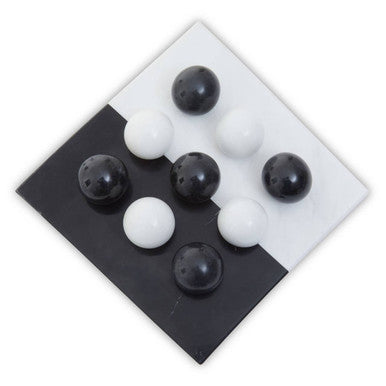 Black and White Tic Tac Toe Marble Game | Flos