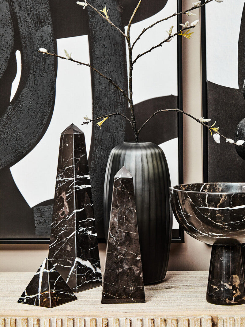 Black Marble Pyramid Ornament | Salmo
