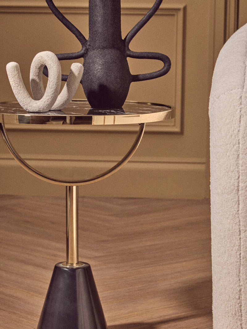 Large Textured Black Vase | Deriva
