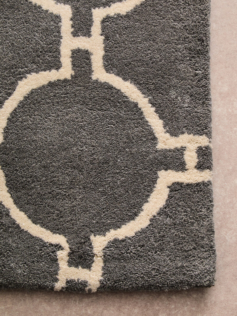 Kensington Townhouse Large Grey Hand Woven Rug | Bosie
