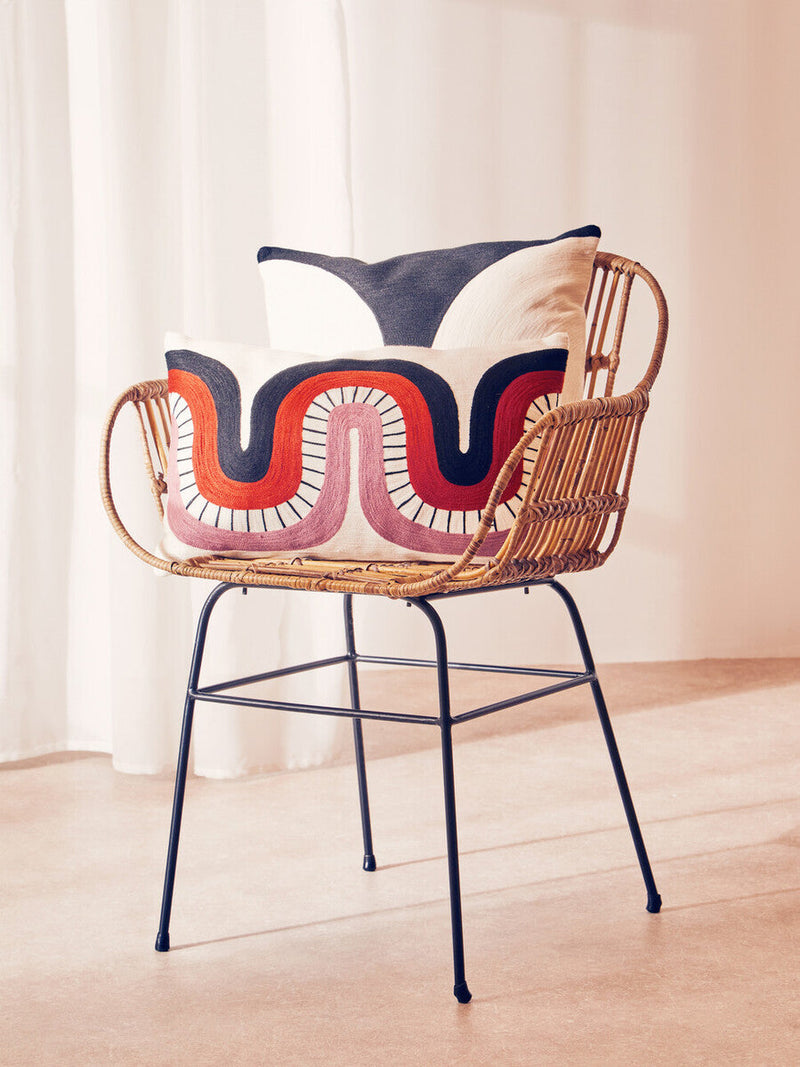 Curve Pattern Rectangular Cushion | Bosie Ozella
