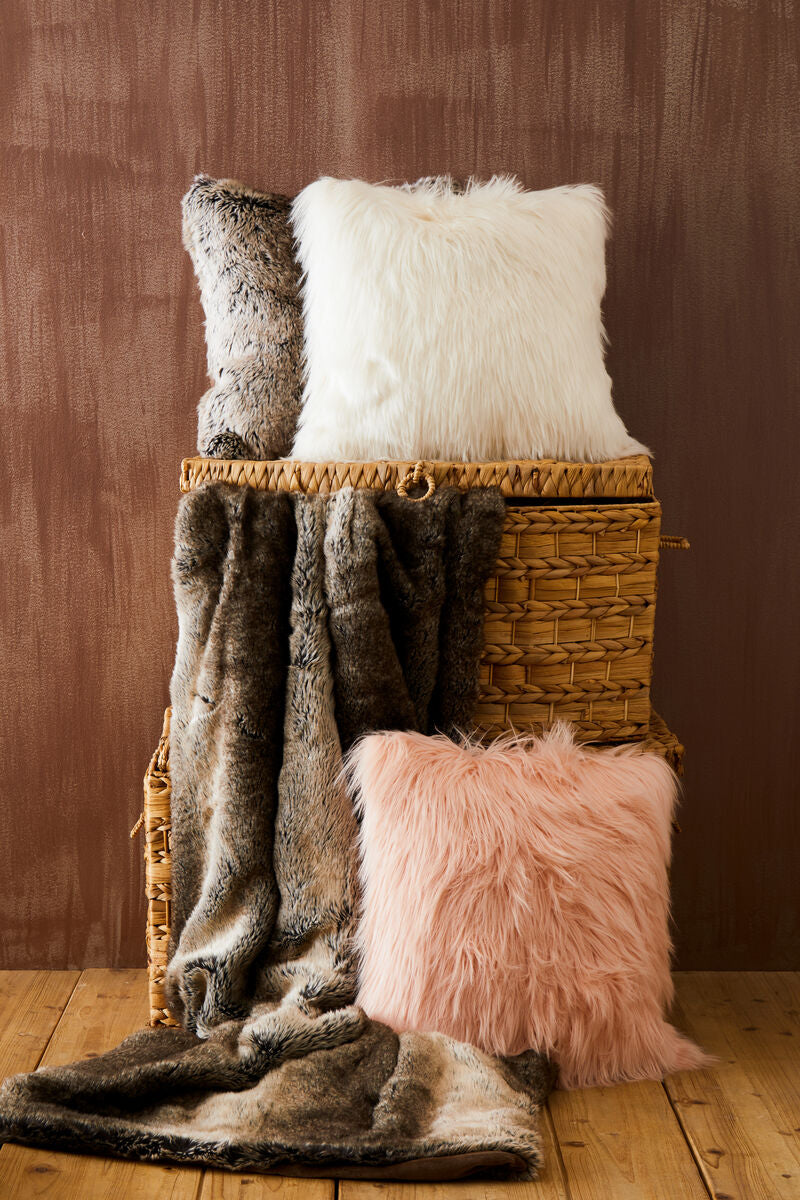 Bosie Cream Square Fur Cushion | Lamina