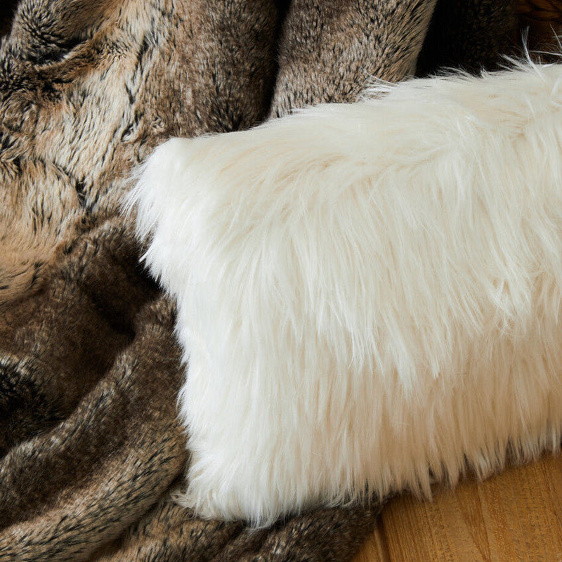 Bosie Cream Fur Cushion | Lamina