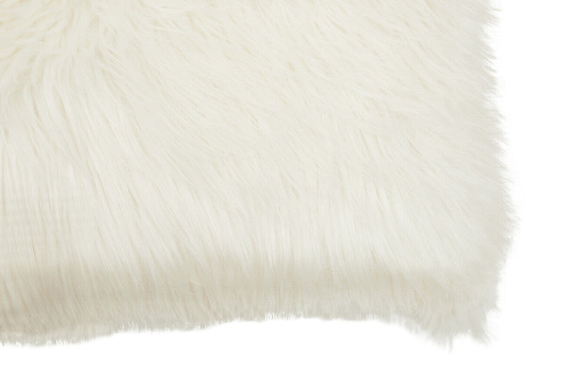 Bosie Cream Fur Cushion | Lamina