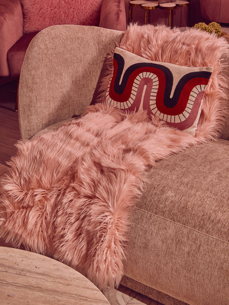 Bosie Pink Faux Fur Throw | Lamina