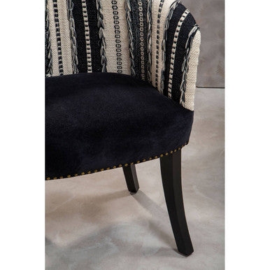 Black and White Chair | Cefena