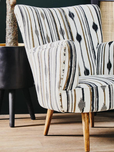 Black and White Chair with Flared Arms | Cefena