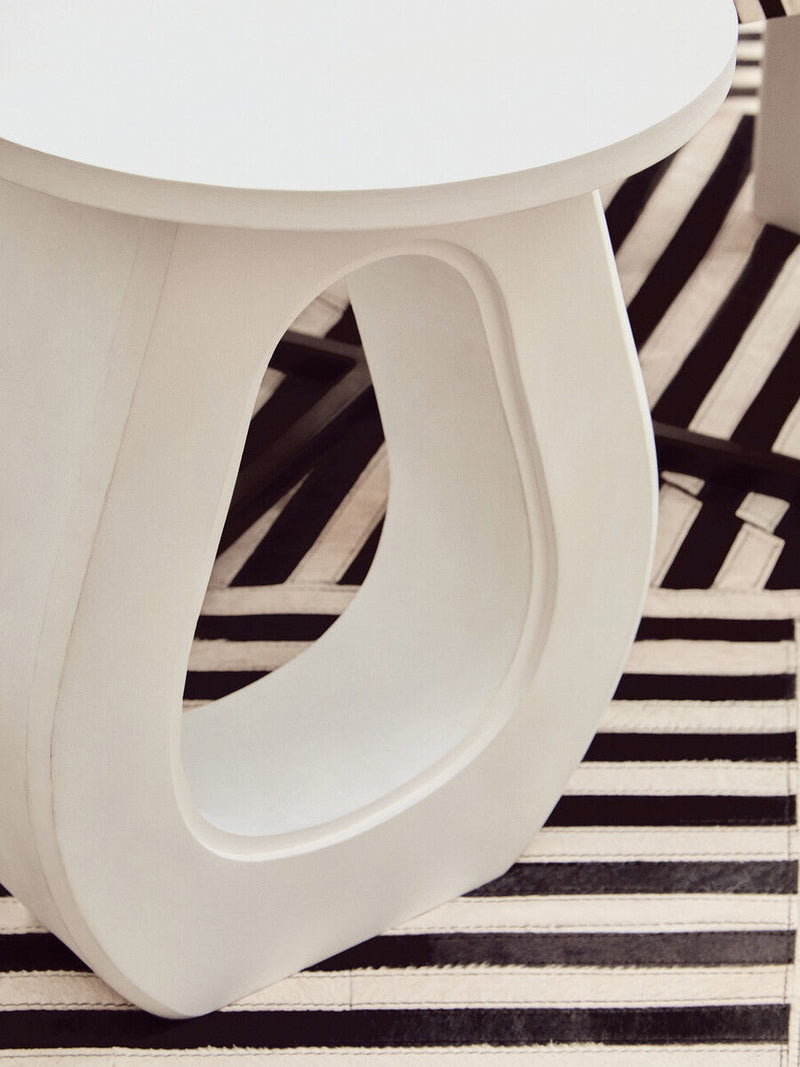 Whitewash Finish Mango Wood Accent Table with Horseshoe Cutout Base | Walsa