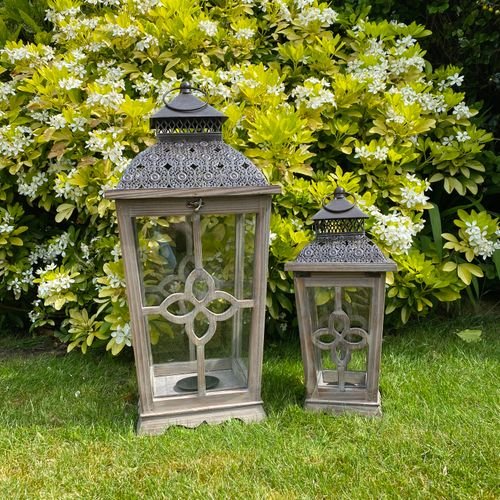 56/37CM SET 2 WOODEN LANTERNS - InStock
