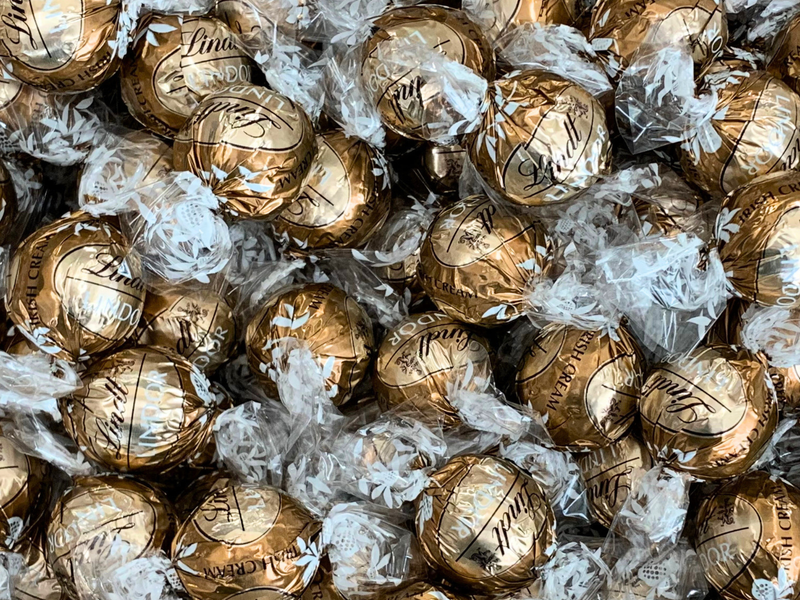 Irish Cream Milk Chocolate Lindt Lindor