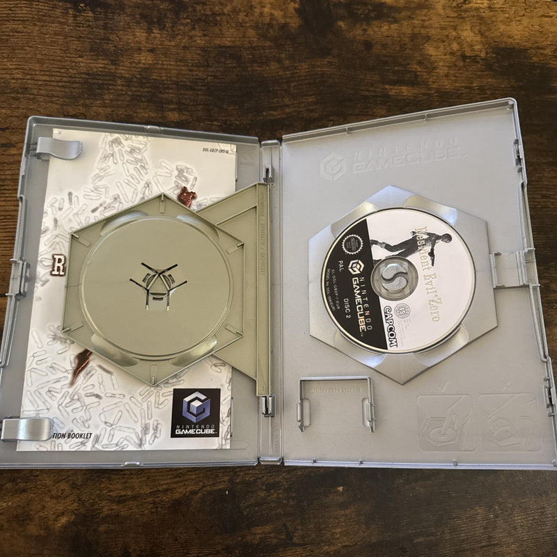Nintendo GameCube: Resident Evil Zero Complete Tested