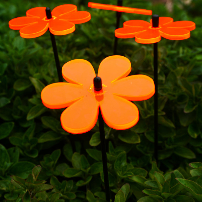 Small Garden Décor Ornaments Set of 5 Daisy