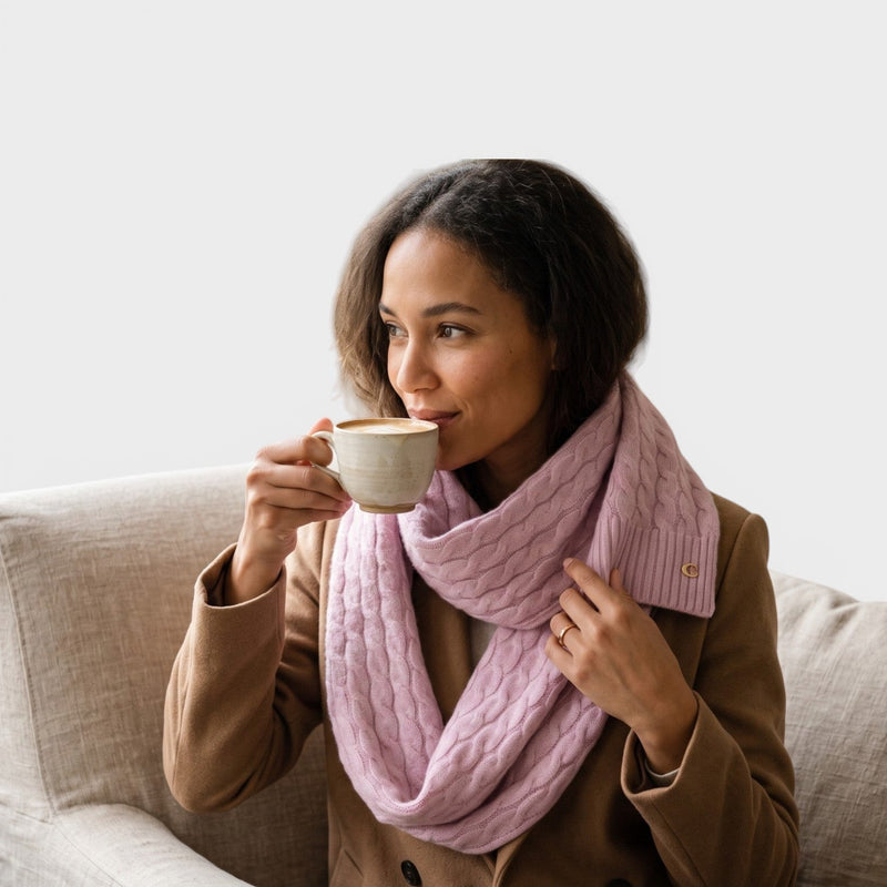 Cable Scarf Faded Pink