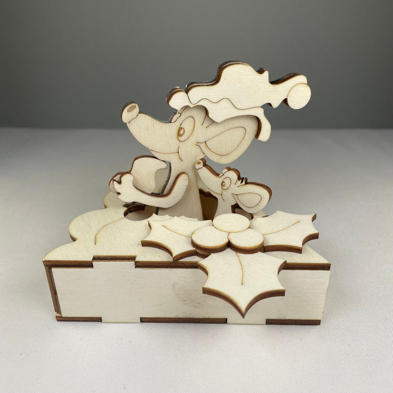 Festive Mice in the Pie - Flatpack Model Kit