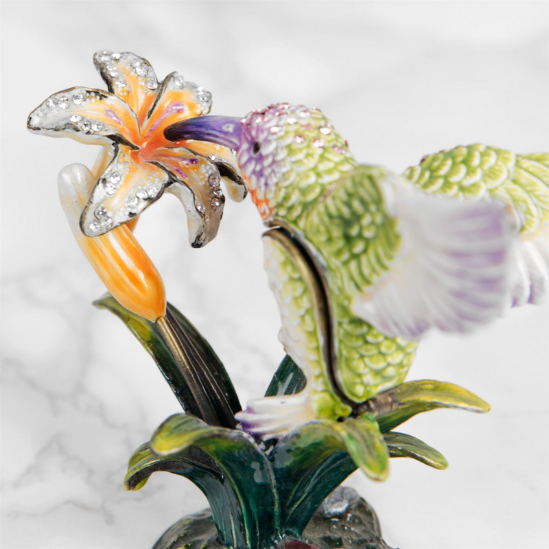 Treasured Trinkets - Hummingbird *(36/48)*