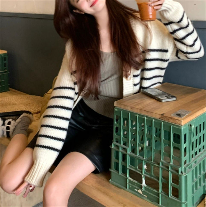 Collar Button Cardigan Autumn Classic Style Outer Sweater