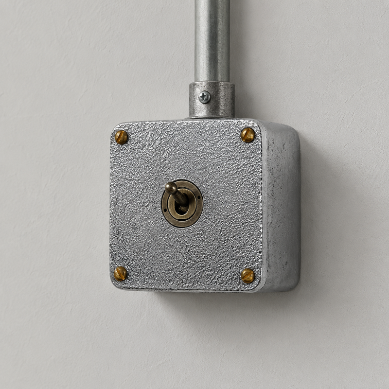 Single Gang Solid Cast Metal Surface Mounted Conduit Light Switch Industrial 2 Way