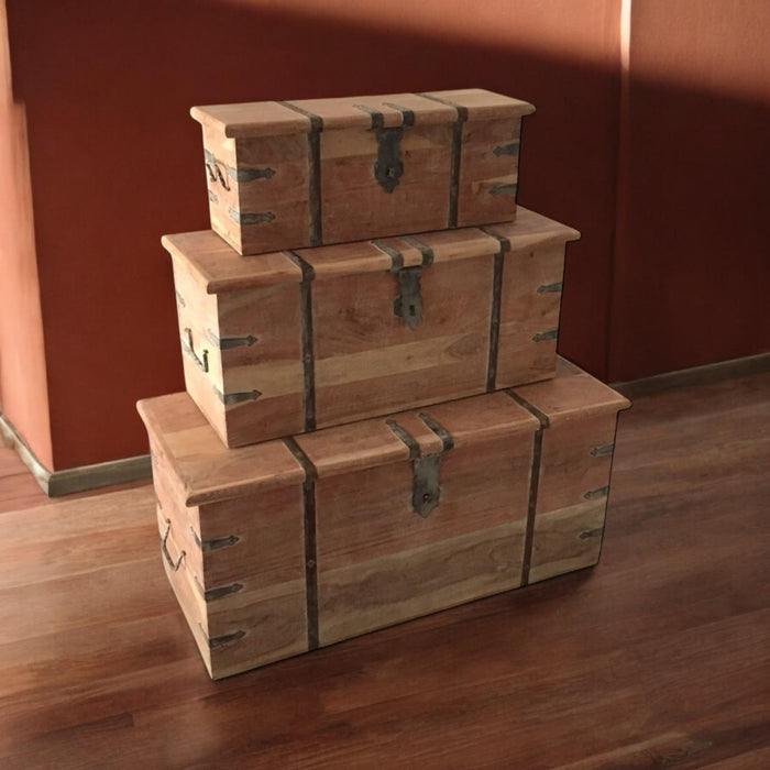 101CM SET 3 WOODEN CHESTS