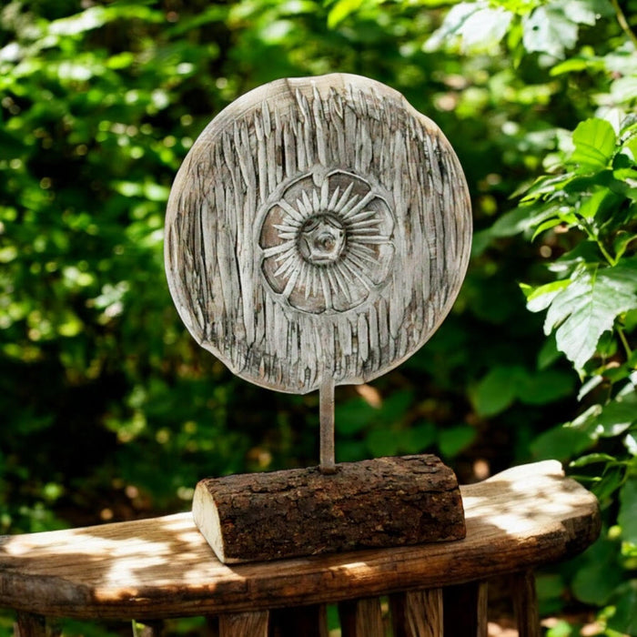 MED WOODEN FLOWER ON STAND 23cm D