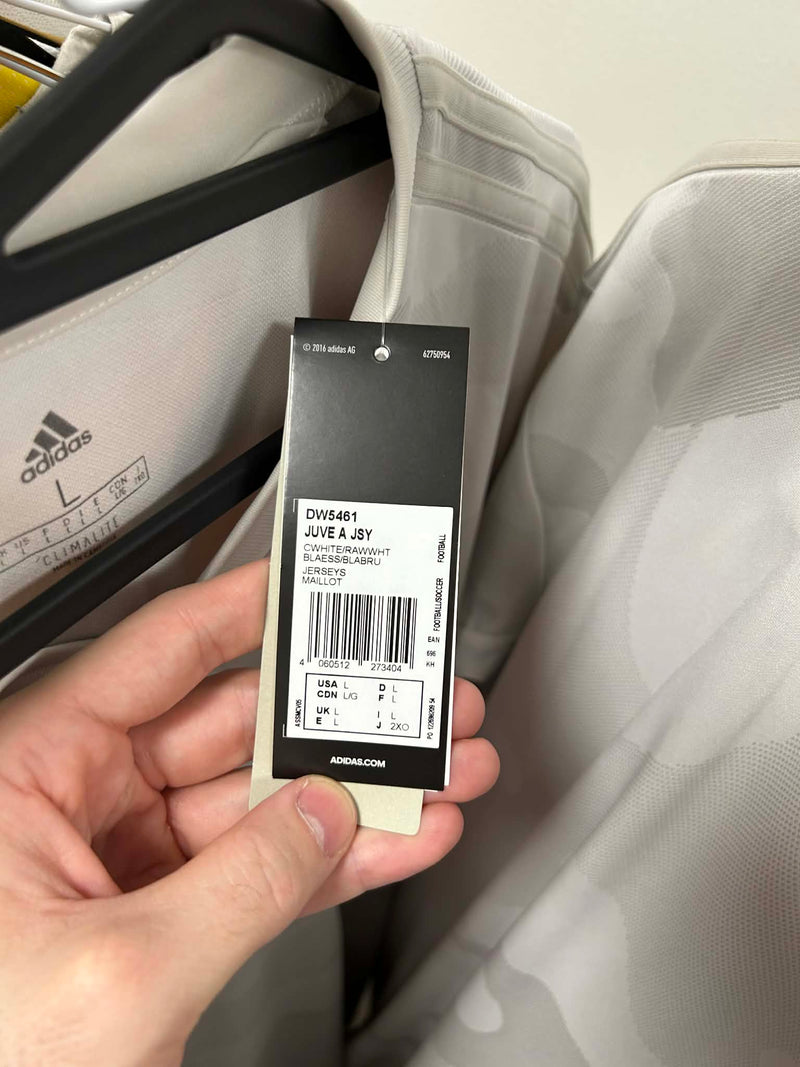 Juventus 2019-2020 Away Shirt (BNWT) L