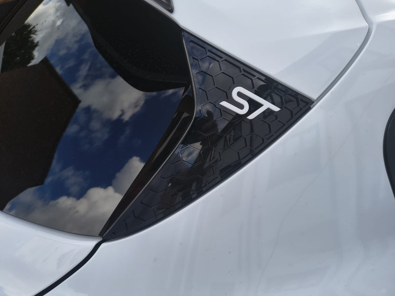 Ford Focus MK4 & MK4.5 (All Models) Rear Window Side Cover (Hex Design)