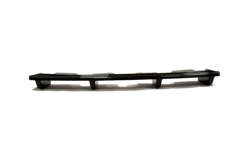 Maxton Design - CENTRAL REAR SPLITTER WITH VERTICAL BAR JEEP GRAND CHEROKEE WK2 SUMMIT (FACELIFT) (2013-2017)