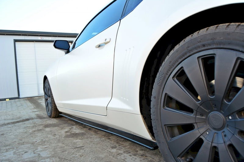 Maxton Design - SIDE SKIRTS DIFFUSERS CHEVROLET CAMARO V SS - US VERSION (PREFACE) (2009-13)