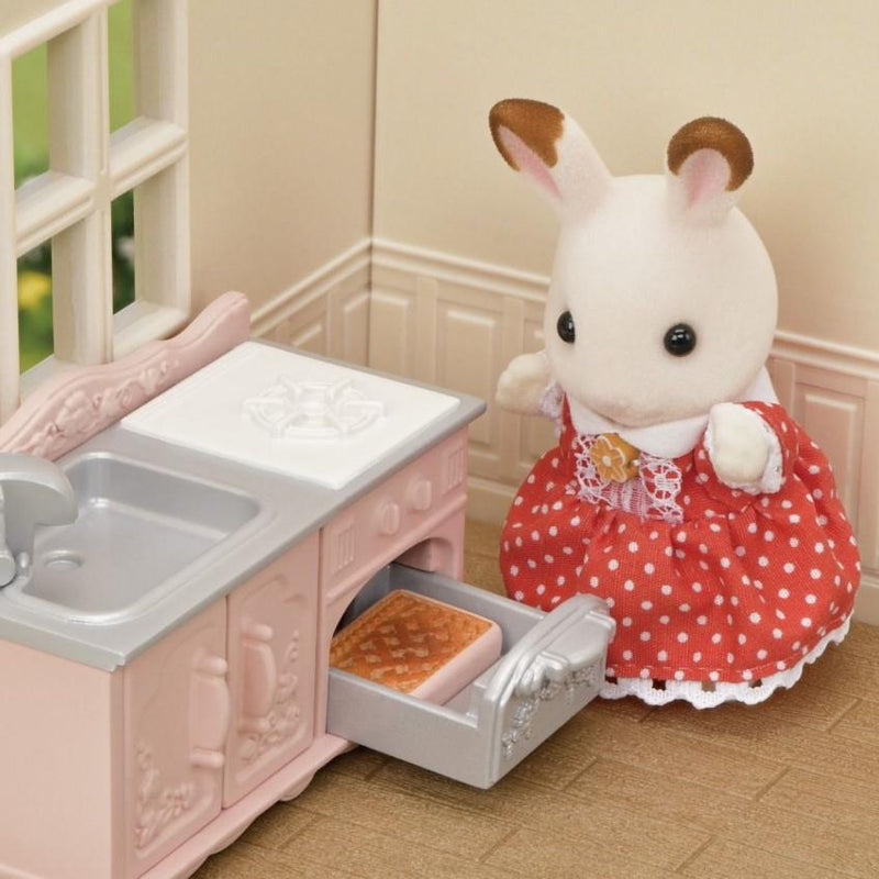 Sylvanian Families Red Roof Cosy Cottage Starter Home for Ages 3 & Up