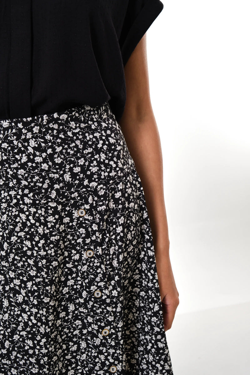 Barney Floral Print Midi Skirt in Black
