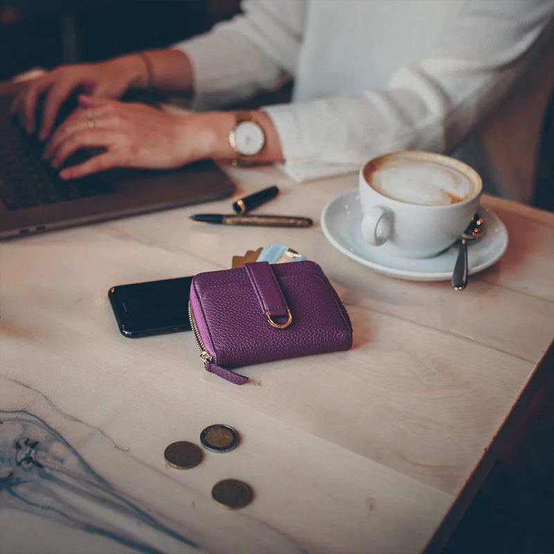 VAULTSKIN BELGRAVIA Zipper Wallet with RFID Blocking | Violet