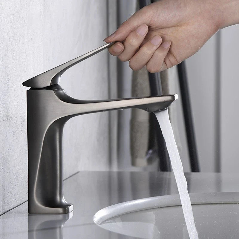 Brass Bathroom Basin Tap Single Handle Mixer Deck Mounted Hot Cold Faucet