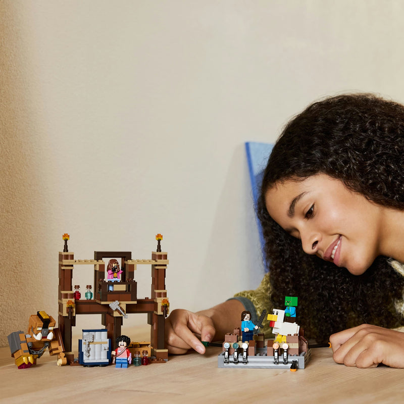 Lego Minecraft Movie 21272 Woodland Mansion Fighting Ring for Ages 10+