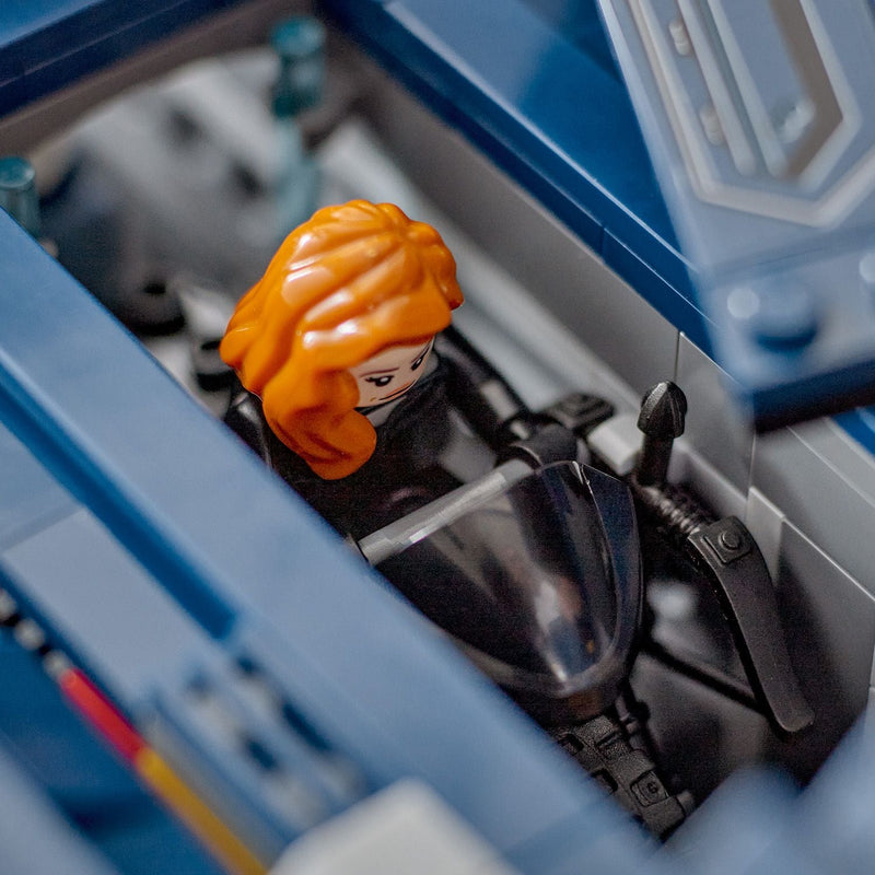 Lego Marvel 76325 Avengers: Age of Ultron Quinjet for Ages 12 and Up