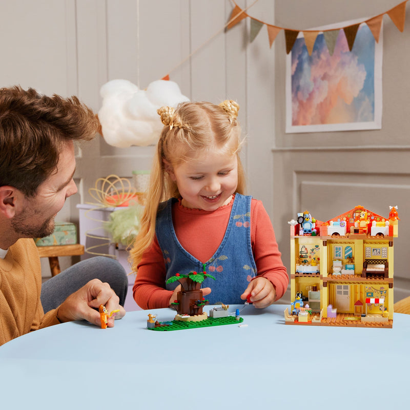 Lego Bluey 11203 Bluey's Family House Set for Children Aged 4 and Up