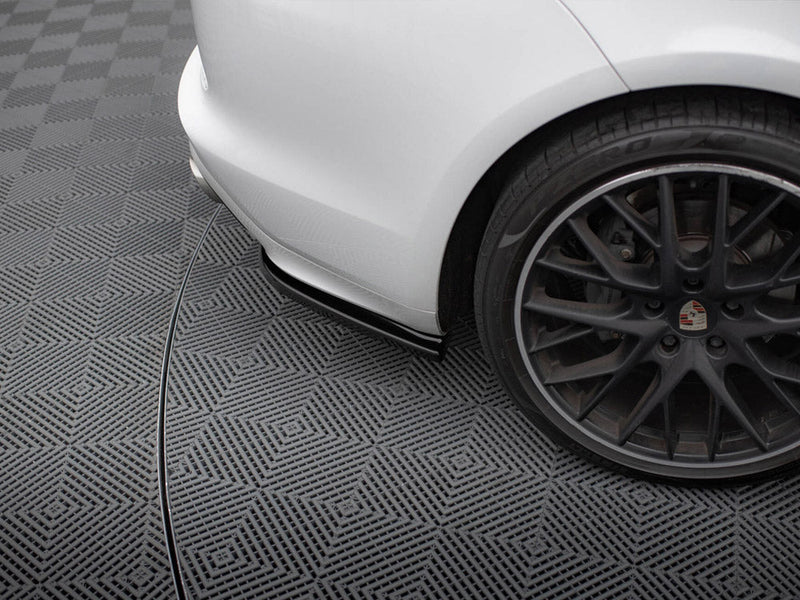 Maxton Design - REAR SIDE DIFFUSERS PORSCHE PANAMERA TURBO/ GTS 971