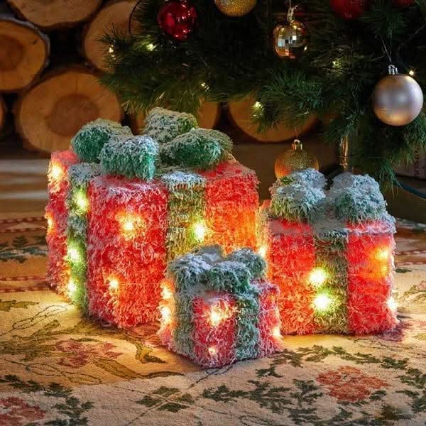 3pc Red and Green Frosted LED Christmas Gift Box Decorations