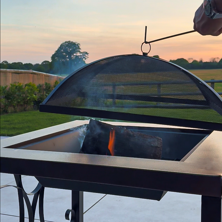 Large 4 in 1 Multifunctional Outdoor Fire Pit