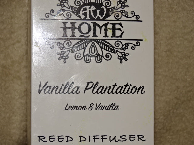 'Vanilla Plantation'   Vanilla and Lemon Scent Reed Diffuser   120ml